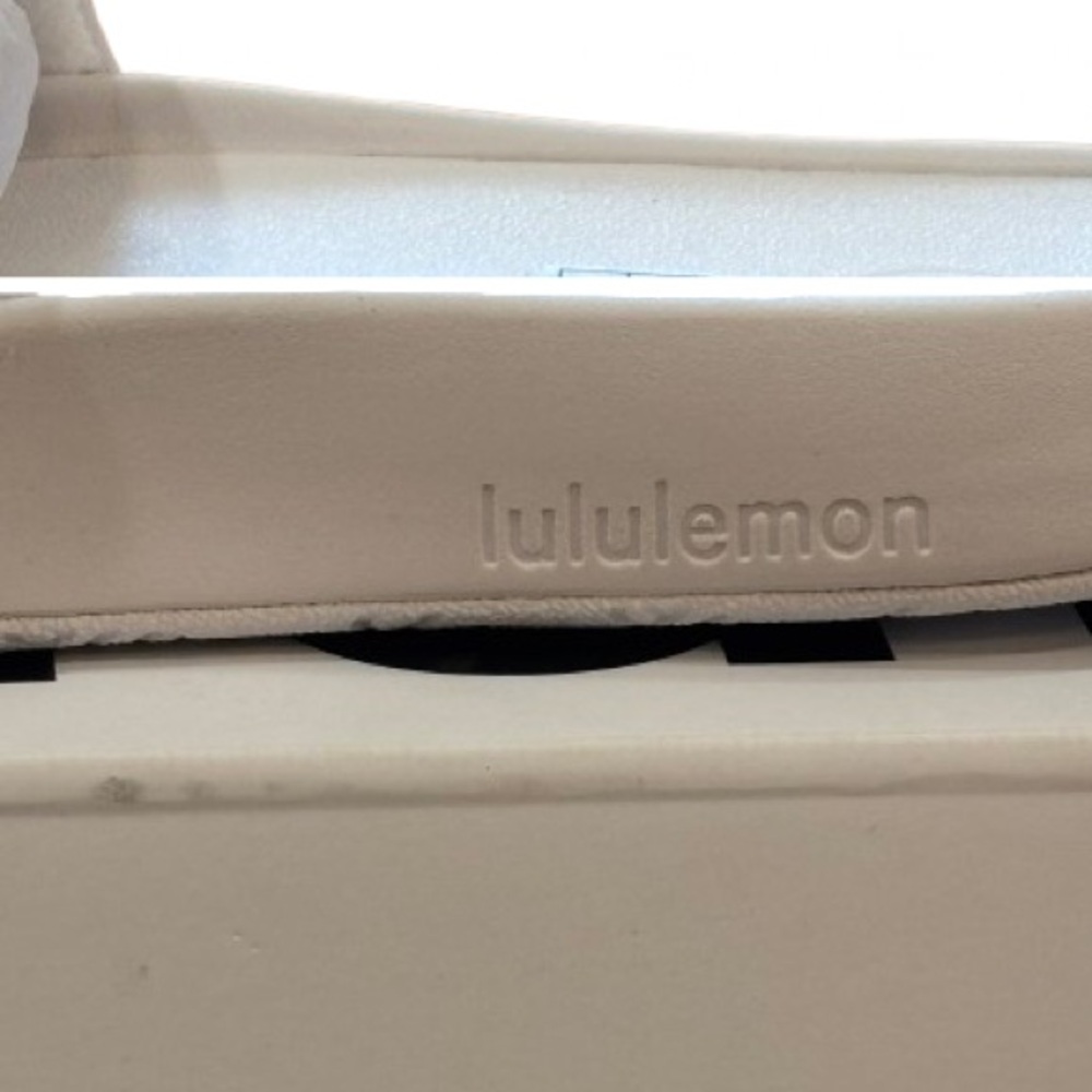 NIB Lululemon Women’s Restfeel Slide Light Vapor White Size 8 - Picture 4 of 11